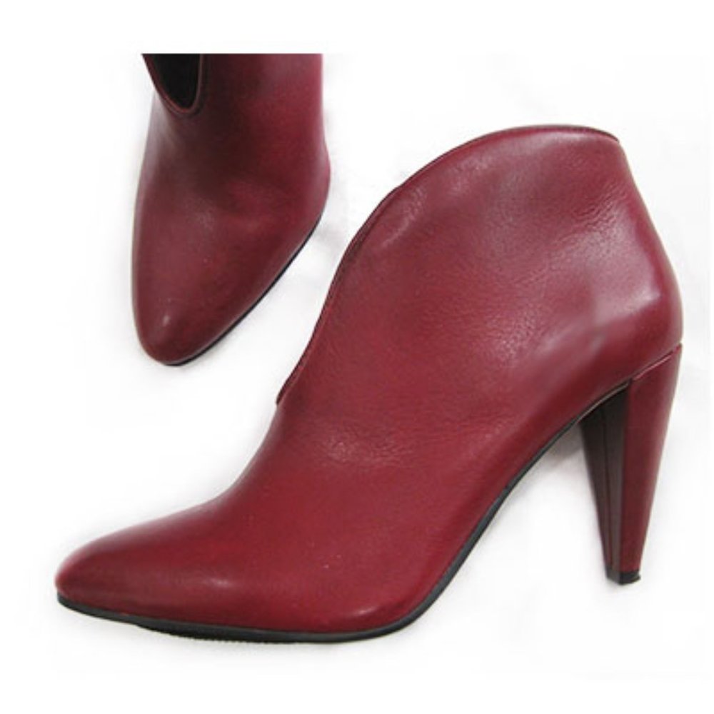 Vince Camuto leather booties
